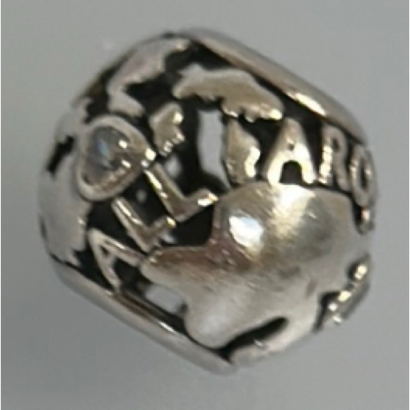 All Around The World 🌍 Pandora charm - Picture 1 of 10